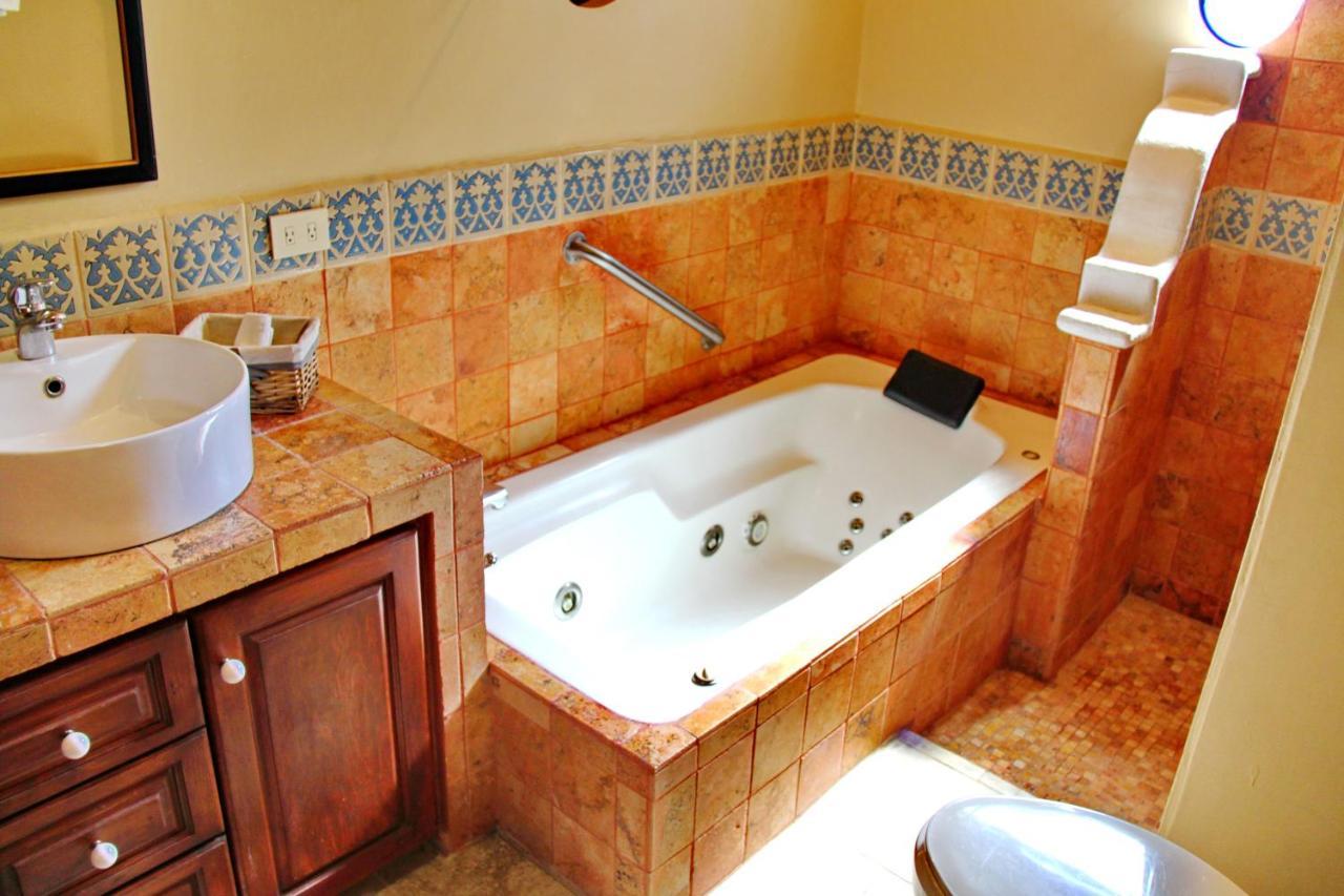 Villa Del Angel Ajijic Ngoại thất bức ảnh